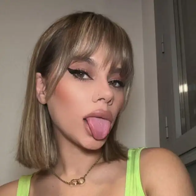 Carolina Cazadora y prima